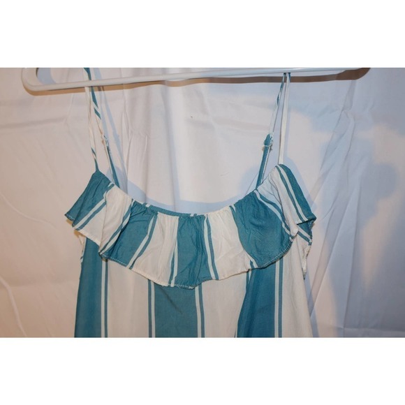 Old Navy ruffle Cami White Blue Vertical Stripe - Picture 4 of 14